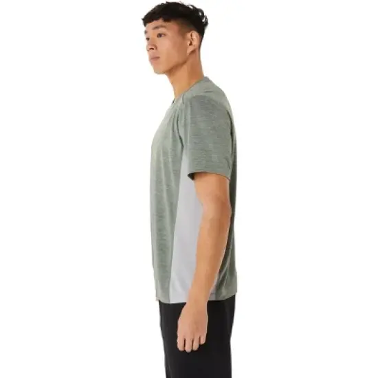 ASICS Men's TRAIN SANA SHORT SLEEVE Apparel 2031C755 image {2}