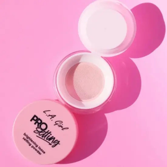 L.A. Girl Pro Pink Loose Brightening & Setting Powder - 0.176oz image {5}