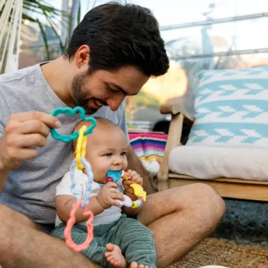 Infantino Go gaga! Teethers & Rattle Baby Gift Set image {5}