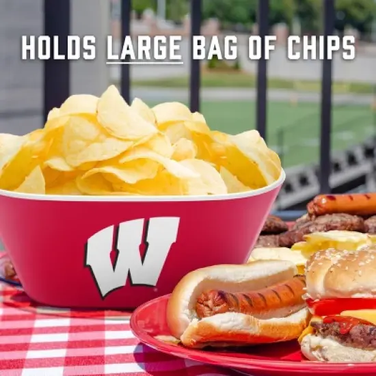 NCAA Wisconsin Badgers Serving Bowl: Melamine Rounded Square, 15 Volume Capacity image {4}