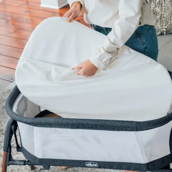 Chicco LullaGlide 3-in-1 Bassinet - Luna image {6}