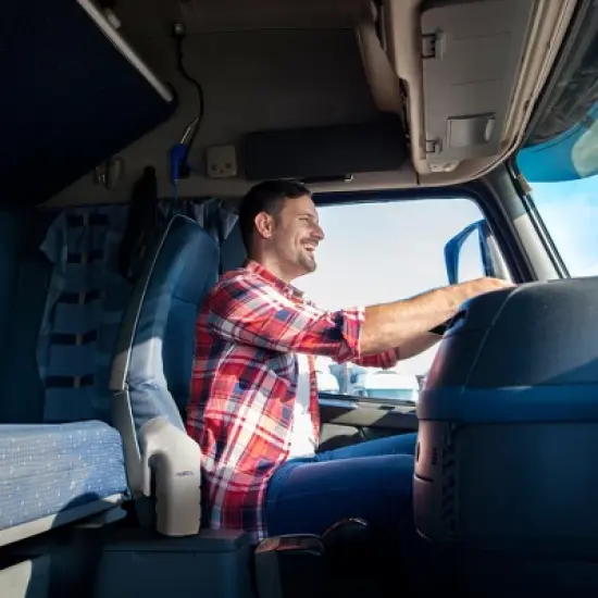 ProHeal Portable Glow-in-the-Dark Urinals for Men, Spill-Proof Pee Bottles for Travel & Driving, 32oz. Capacity, Tight Seal - 2 Pack image {1}