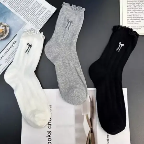 Anna-Kaci Women's 6-Pack Ruffle Trim Crew Socks with Ribbed Texture and Delicate Bow Accent image {3}