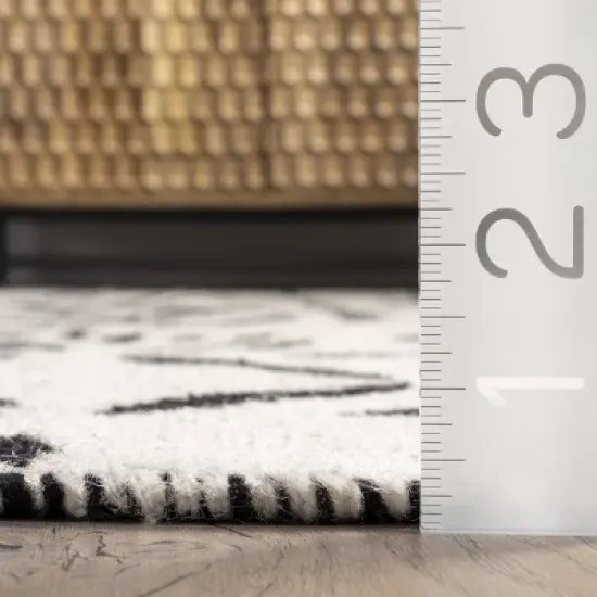 nuLOOM Kirsten Hand Loomed Global Wool Area Rug image {4}