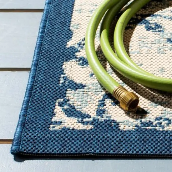 Courtyard CY6784 Power Loomed Indoor/Outdoor Area Rug - Safavieh image {2}