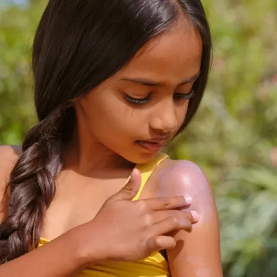 Pipette Mineral Broad Spectrum SPF 50 Sunscreen image {4}