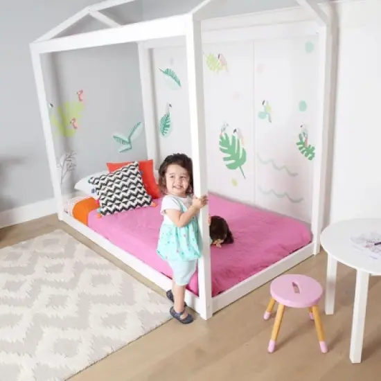 Max & Lily Twin House Bed image {3}