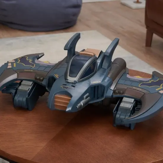 DC Comics Batman Gotham City Guardian Playset image {3}