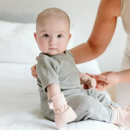 Goumikids Thermal Viscose + Organic Cotton Short-Sleeve Baby Bodysuit image {2}