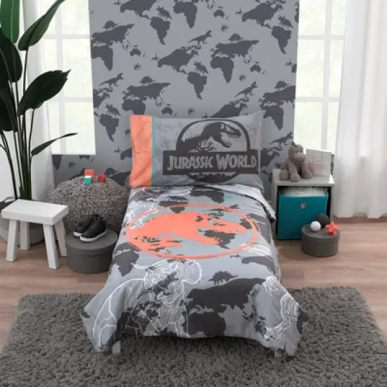 4pc Jurassic World 'Into The Wild' Toddler Bed Set image {1}