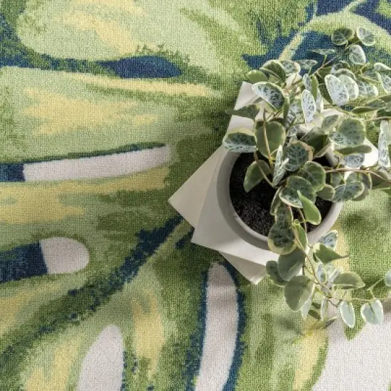 nuLOOM Lisa Floral Indoor/Outdoor Area Rug image {5}