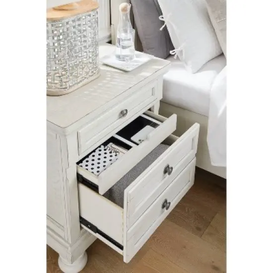 Robbinsdale 2 Drawer Nightstand White - Signature Design by Ashley image {5}