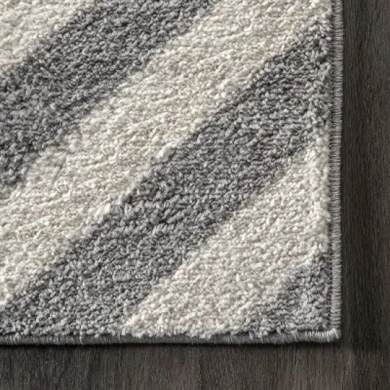 nuLOOM Zadie Geometric Area Rug image {2}