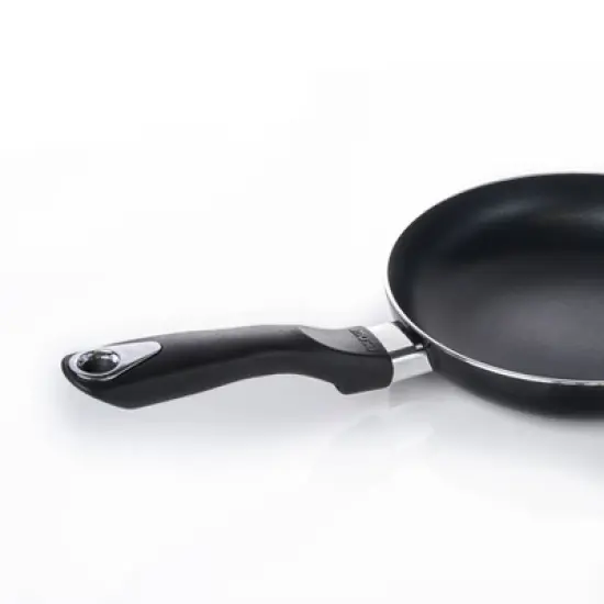 IMUSA Nonstick Bistro Saute Pan - Black image {4}