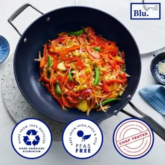 Blu. Cookware 12.6&rdquo; Wok with Lid, Durable Non-Stick Stir Fry Pan image {7}