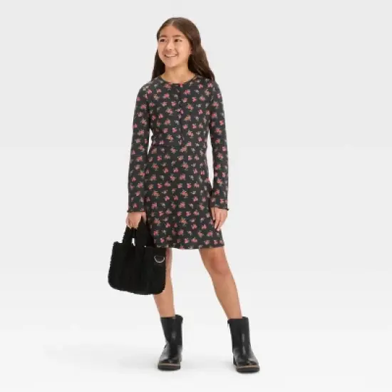 Girls' Long Sleeve Seam Front Fitted Dress - art class&trade; image {2}