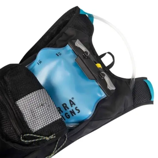 Sierra Designs Flagstaff 4L Hydration Pack - Black image {1}