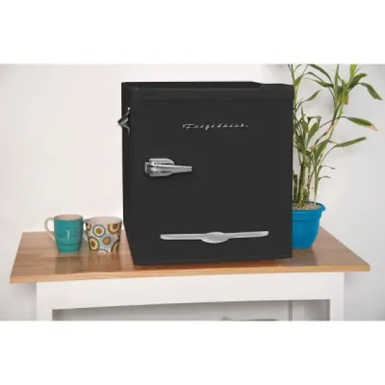 Frigidaire 1.6 cu ft Retro Fridge With Side Bottle Opener Black: Compact Mini Refrigerator, Manual Defrost, 1 Year Warranty image {4}