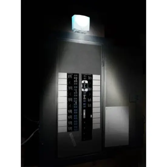 Maxsa Innovations Battery 10pk Powered MotionActivated Outdoor NightLight White: Weather-Resistant LED Lamp Posts image {4}