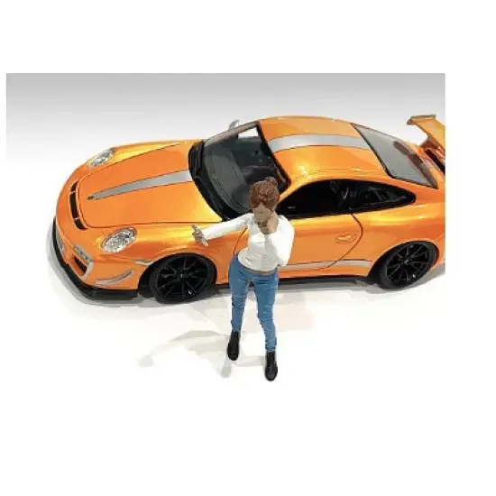 "Car Meet 1" Figurine I for 1/24 Scale Models by American Diorama image {1}