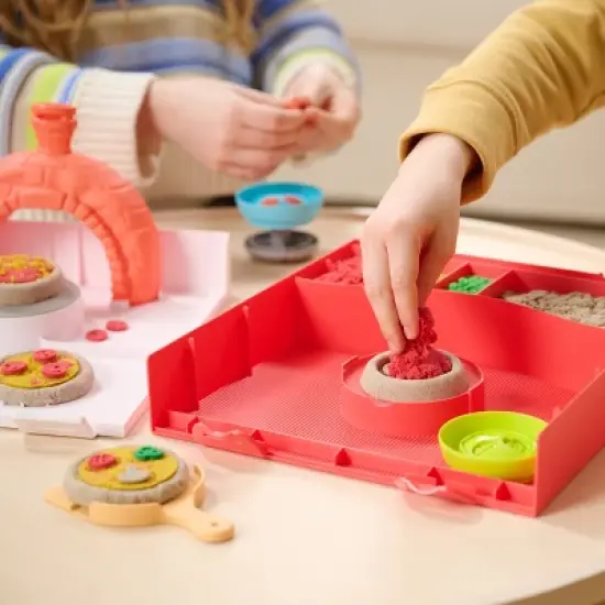 Kinetic Sand Squish Pizza Playset image {8}