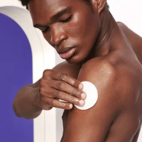 Hero Cosmetics Lightning Swipe Dark Spot Brightening Pad - 50ct image {5}