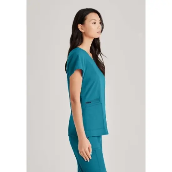 Barco Unify Women's Purpose 4-Pocket V-Neck Scrub Top image {2}