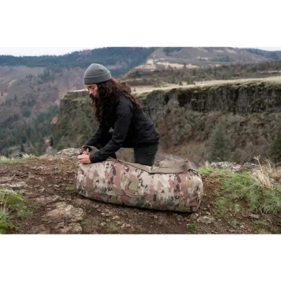 Stansport Zippered Canvas Deluxe Duffel Bag - Camo image {3}