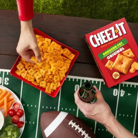 Cheez-It Reduced Fat Original Baked Snack Crackers - 19oz image {5}