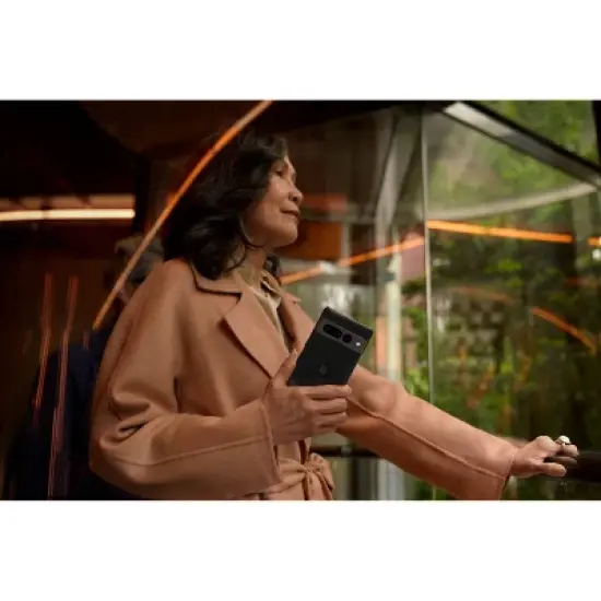 Google Pixel 7 Pro 5G Unlocked (128GB) Smartphone image {6}