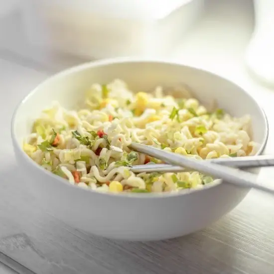 The Original Fasta Pasta Microwave Ramen Cooker w Lid and Built-in Strainer- No More Messes, Waiting for Water to Boil,or Sticky Noodles image {3}