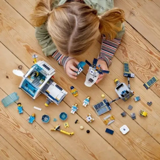 LEGO City Lunar Space Station Toy Model Building Set 60349 image {4}