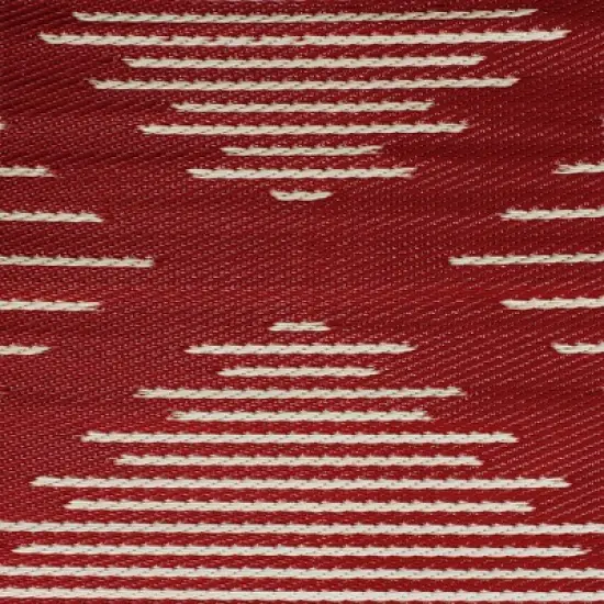 Northlight 4' x 6' Red and Beige  Pattern Rectangular Outdoor Area Rug image {3}