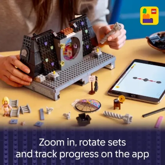 LEGO Wednesday & Enid's Dorm Room Building Set with Dolls 76781 image {6}