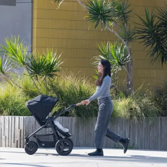 Bumbleride Era Full Size Reversible Stroller in Black image {5}