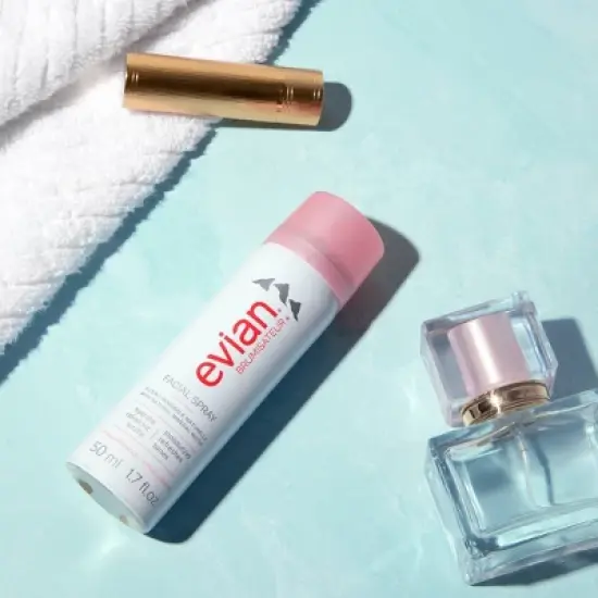 Evian Brumisateur Moisturizing Facial Spray image {2}