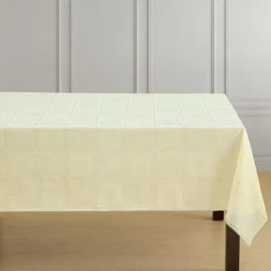 Crochet Lace-Inspired 3-Yard Cut-to-fit Vinyl Tablecloth/Table Protector - Elrene Home Fashions image {5}