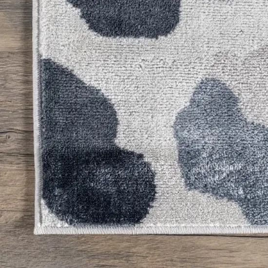 nuLOOM Shakira Modern Leopard Area Rug image {4}