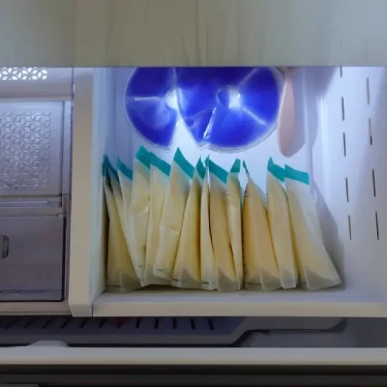 WILLOW Breast Milk Storage Bags - 100pk image {6}