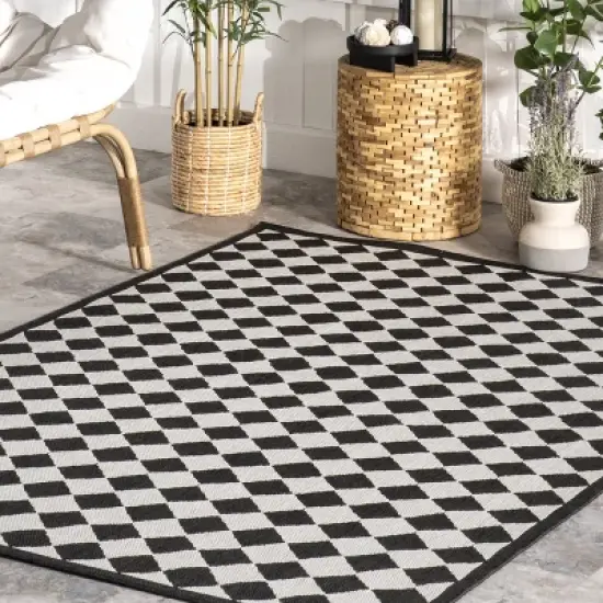 nuLOOM Valery Checkered Indoor/Outdoor Patio Area Rug image {8}