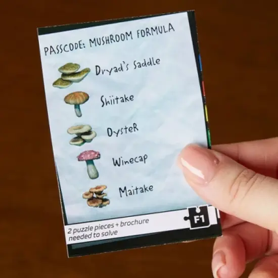 Hasbro Gaming Clue Escape The World's Fair Game image {6}