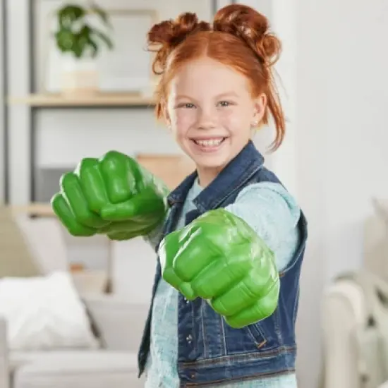 Marvel Avengers Hulk Gamma Smash Role Play Fists image {3}