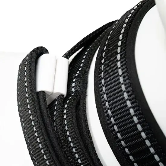 Shed Defender Mag-Snap Dog Leash - Wearable Magnetic Leash - 5 ft. image {5}