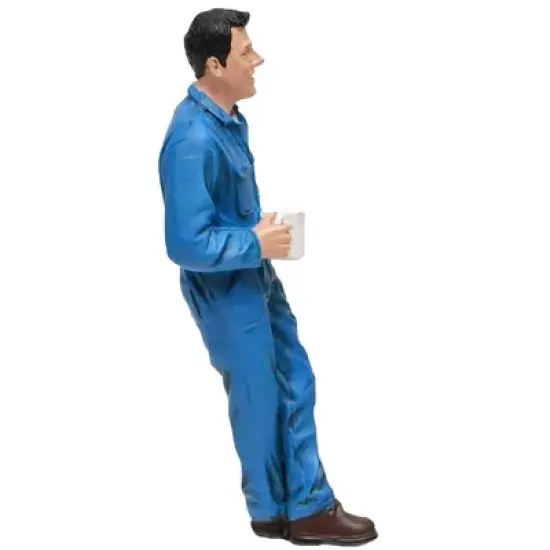 Mechanic Larry Taking Break Figure For 1:18 Scale Models by American Diorama image {2}