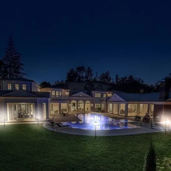 Garden Pathway Light with Integrated LED Bulb Black - Techko Maid image {6}