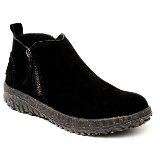 Minnetonka Women's North Zip Boots image {7}