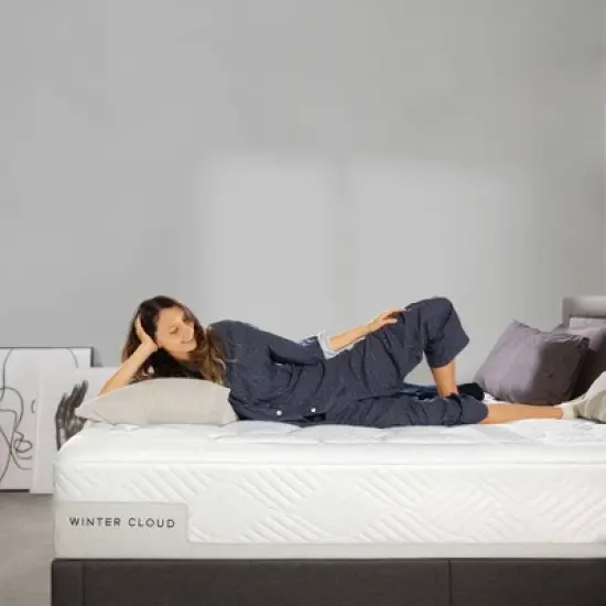 Zinus Winter Cloud 12" Memory Foam Mattress image {1}