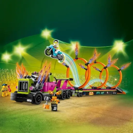 LEGO City Stuntz Stunt Truck & Ring of Fire Set 60357 image {2}