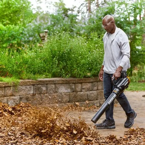 Worx WG931 Power Share 20V Cordless Grass Trimmer, Hedge Trimmer, & Blower Combo (Batteries and Charger Included) image {8}