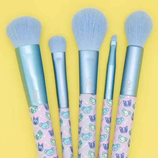 MODA Brush Pretty Paws 5pc Puppy Makeup Brush Kit, Includes Domed Shader, Angle Liner, and Accentuate Makeup Brushes image {1}